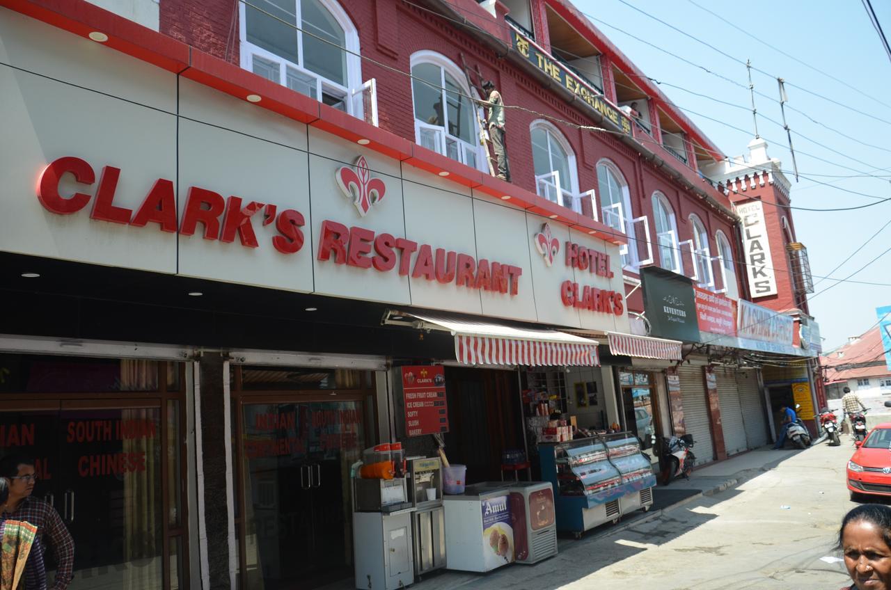 穆索里 Clarks酒店 外观 照片